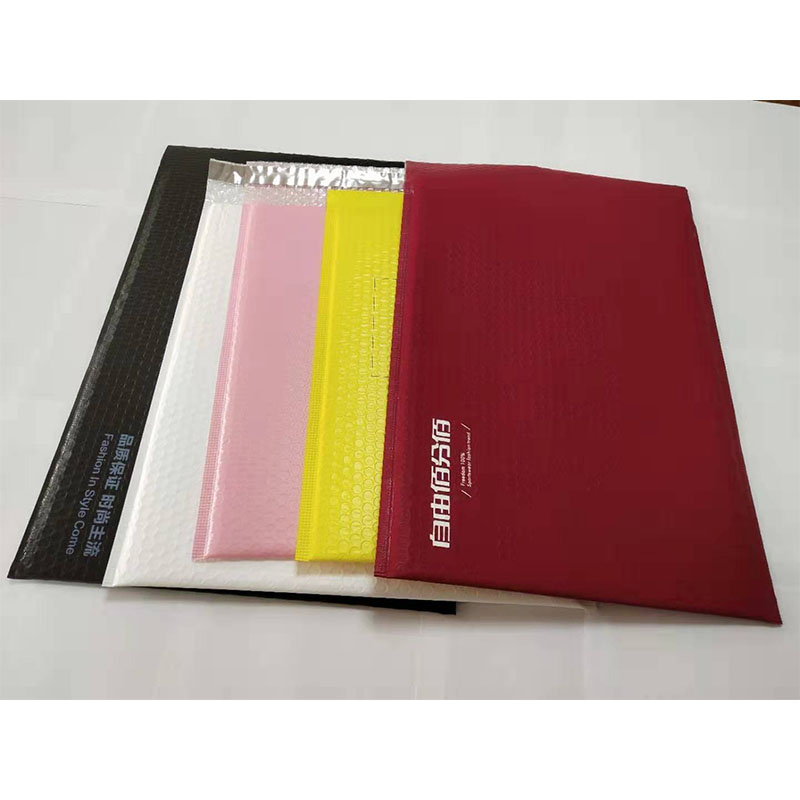 miljøvenlig brugerdefineret logo design selvforsegling selvklæbende pink poly boble mailers konvolutter polstret